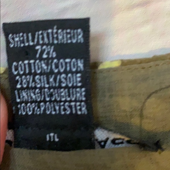 Club Monaco quatrefoil olive gold ruffle sleeve L - Picture 6 of 8